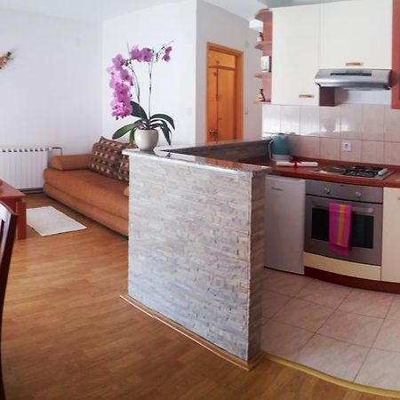 Guest House Domig Licko Lesce Exterior foto
